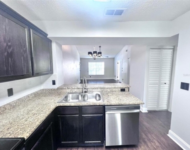7828 Hardwick Drive - Photo Thumbnail 24