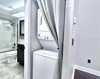7828 Hardwick Drive - Photo Thumbnail 14