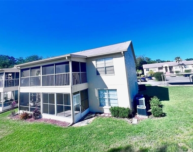 7828 Hardwick Drive - Photo Thumbnail 6