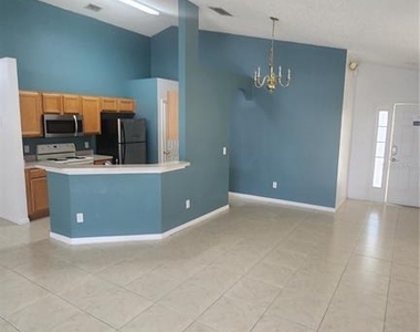 2618 Emerald Island Boulevard - Photo Thumbnail 19