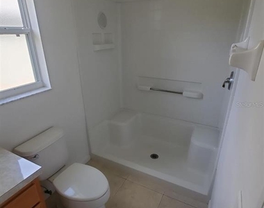 2618 Emerald Island Boulevard - Photo Thumbnail 44