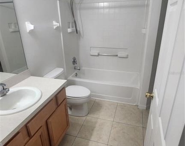 2618 Emerald Island Boulevard - Photo Thumbnail 7