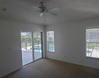 2618 Emerald Island Boulevard - Photo Thumbnail 37