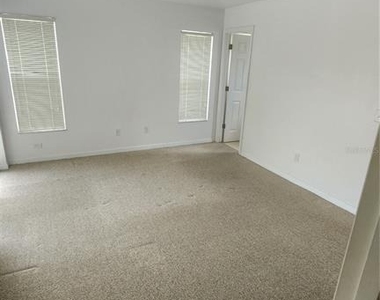 2618 Emerald Island Boulevard - Photo Thumbnail 11