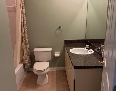 1134 S Pine Ridge Circle - Photo Thumbnail 16
