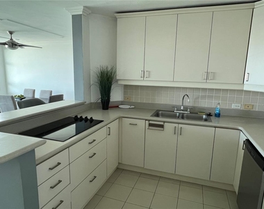 550 Ave Constitucion - Photo Thumbnail 9
