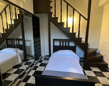 53 Caleta Street - Photo Thumbnail 12