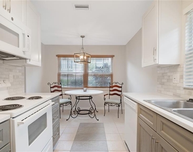 840 Center Avenue - Photo Thumbnail 10