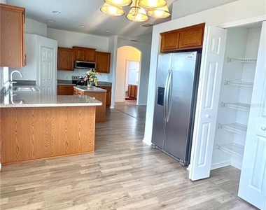 2234 N Normandy Boulevard - Photo Thumbnail 7