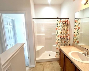 2234 N Normandy Boulevard - Photo Thumbnail 19