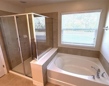 5217 Dove Tree Street - Photo Thumbnail 31