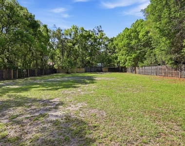 550 E Minnesota Avenue - Photo Thumbnail 8