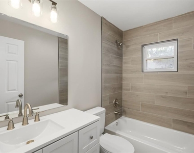 550 E Minnesota Avenue - Photo Thumbnail 43