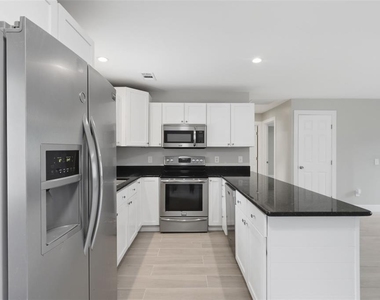 550 E Minnesota Avenue - Photo Thumbnail 34