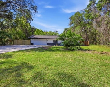 550 E Minnesota Avenue - Photo Thumbnail 9