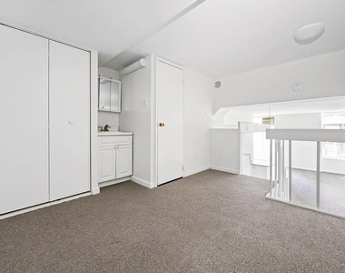 33 Gold Street - Photo Thumbnail 7