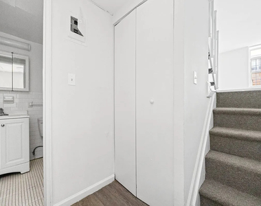 33 Gold Street - Photo Thumbnail 6