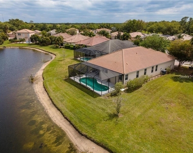 2420 Caraway Drive - Photo Thumbnail 3