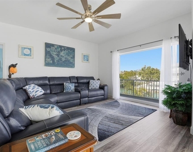 220 Mockingbird Street - Photo Thumbnail 17