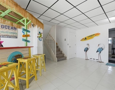 220 Mockingbird Street - Photo Thumbnail 62