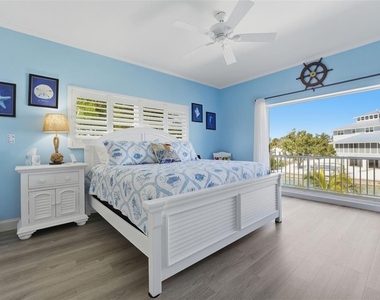 220 Mockingbird Street - Photo Thumbnail 22
