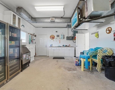 220 Mockingbird Street - Photo Thumbnail 65