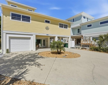 220 Mockingbird Street - Photo Thumbnail 67