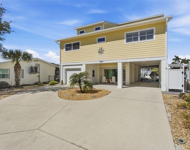 220 Mockingbird Street - Photo Thumbnail 1