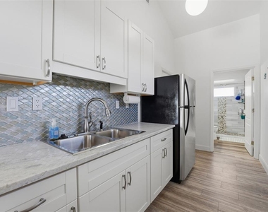 220 Mockingbird Street - Photo Thumbnail 47