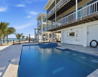 220 Mockingbird Street - Photo Thumbnail 54