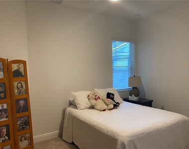 1670 Royal Court - Photo Thumbnail 10