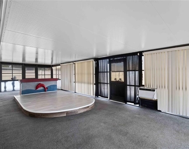 1028 Lillian Street - Photo Thumbnail 20
