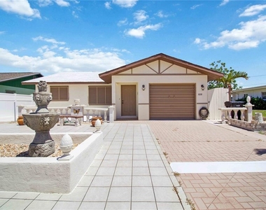 1028 Lillian Street - Photo Thumbnail 1