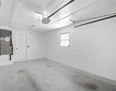 1028 Lillian Street - Photo Thumbnail 23