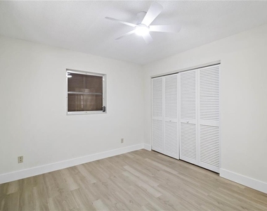 1028 Lillian Street - Photo Thumbnail 11