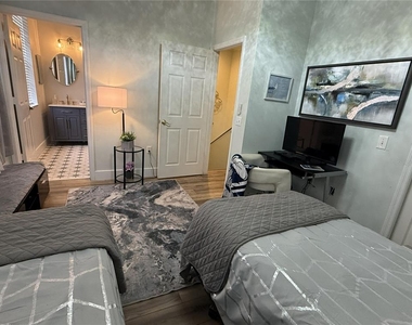 3304 Lisa Lane - Photo Thumbnail 25