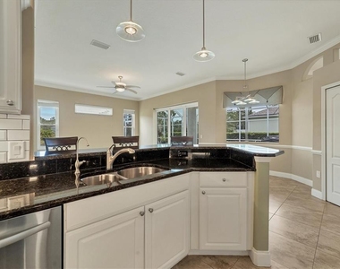 11709 Clubhouse Drive - Photo Thumbnail 12