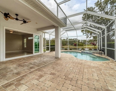 11709 Clubhouse Drive - Photo Thumbnail 4