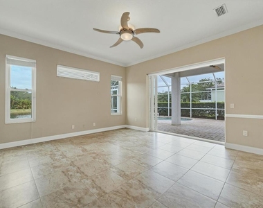 11709 Clubhouse Drive - Photo Thumbnail 17