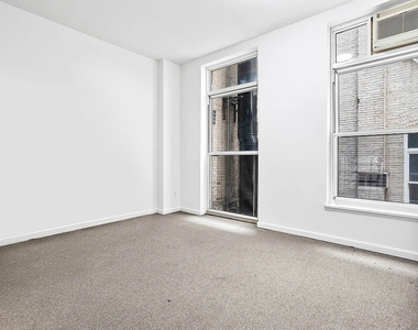 33 Gold Street - Photo Thumbnail 12