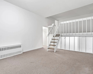 33 Gold Street - Photo Thumbnail 10