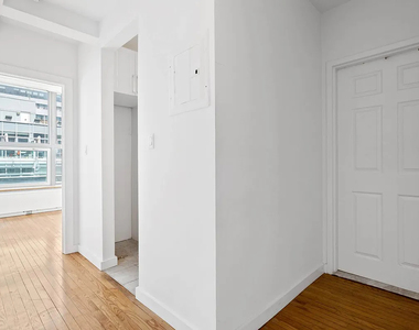 106 Fulton Street - Photo Thumbnail 4