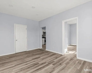1220 Pembroke Street - Photo Thumbnail 6