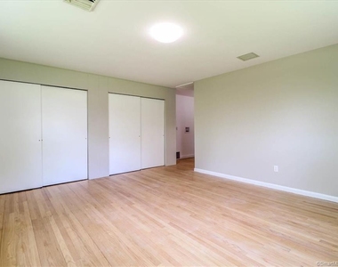 20 Park Lane Road - Photo Thumbnail 13