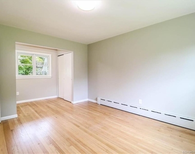 20 Park Lane Road - Photo Thumbnail 17