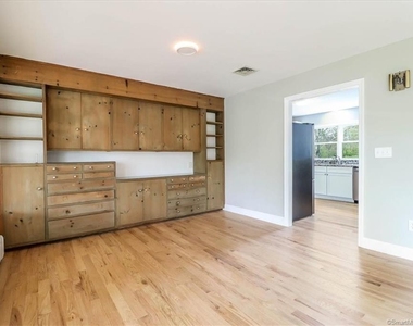 20 Park Lane Road - Photo Thumbnail 5