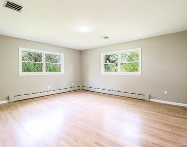 20 Park Lane Road - Photo Thumbnail 11