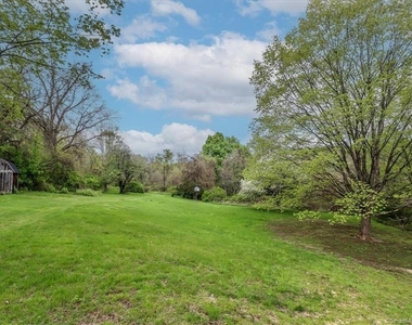 20 Park Lane Road - Photo Thumbnail 20