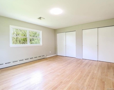 20 Park Lane Road - Photo Thumbnail 12