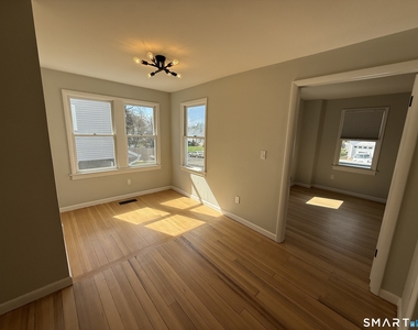 3 Edgewood Street - Photo Thumbnail 6